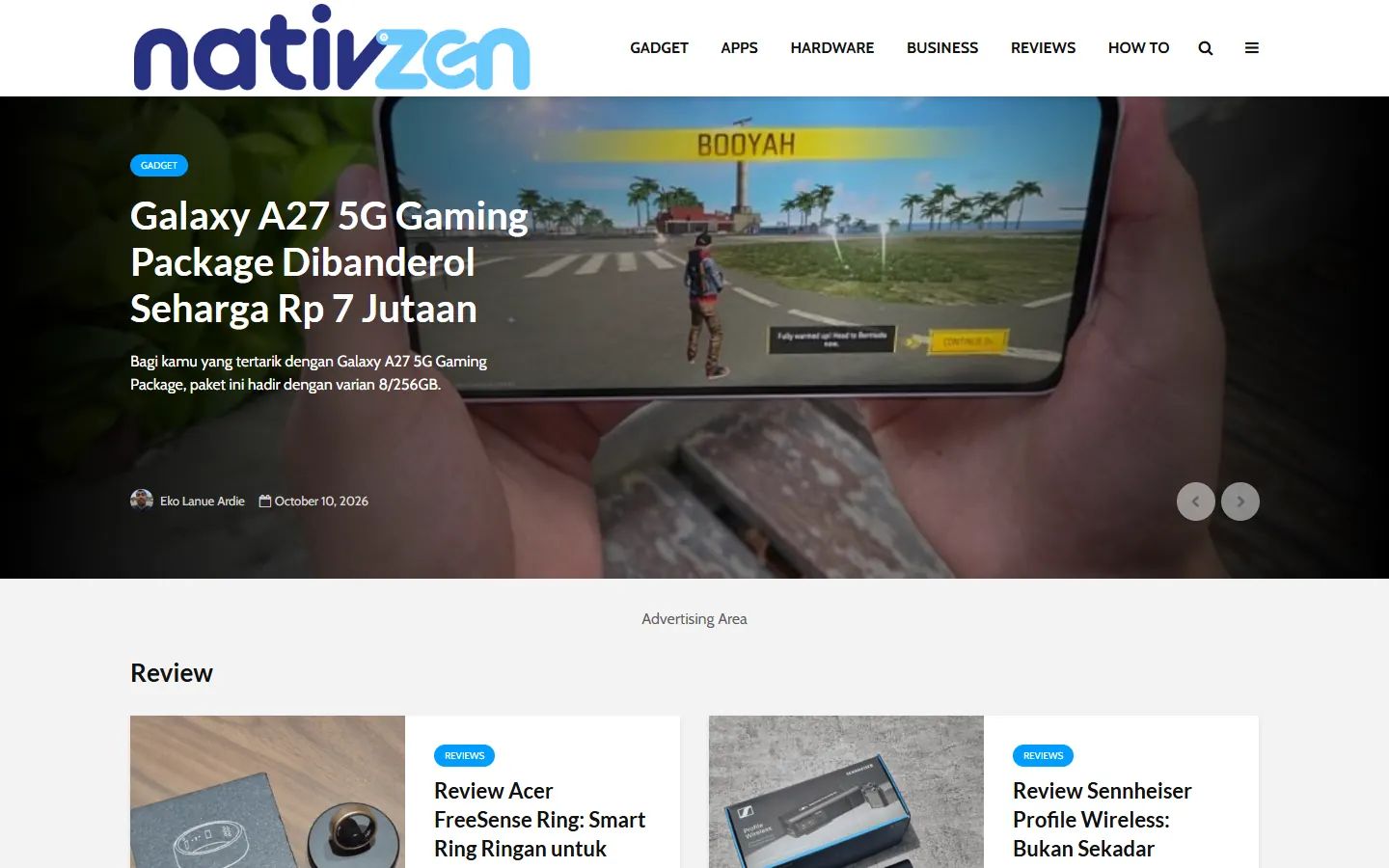 NativZen home page with the logo, section navigation and a featured smartphone story