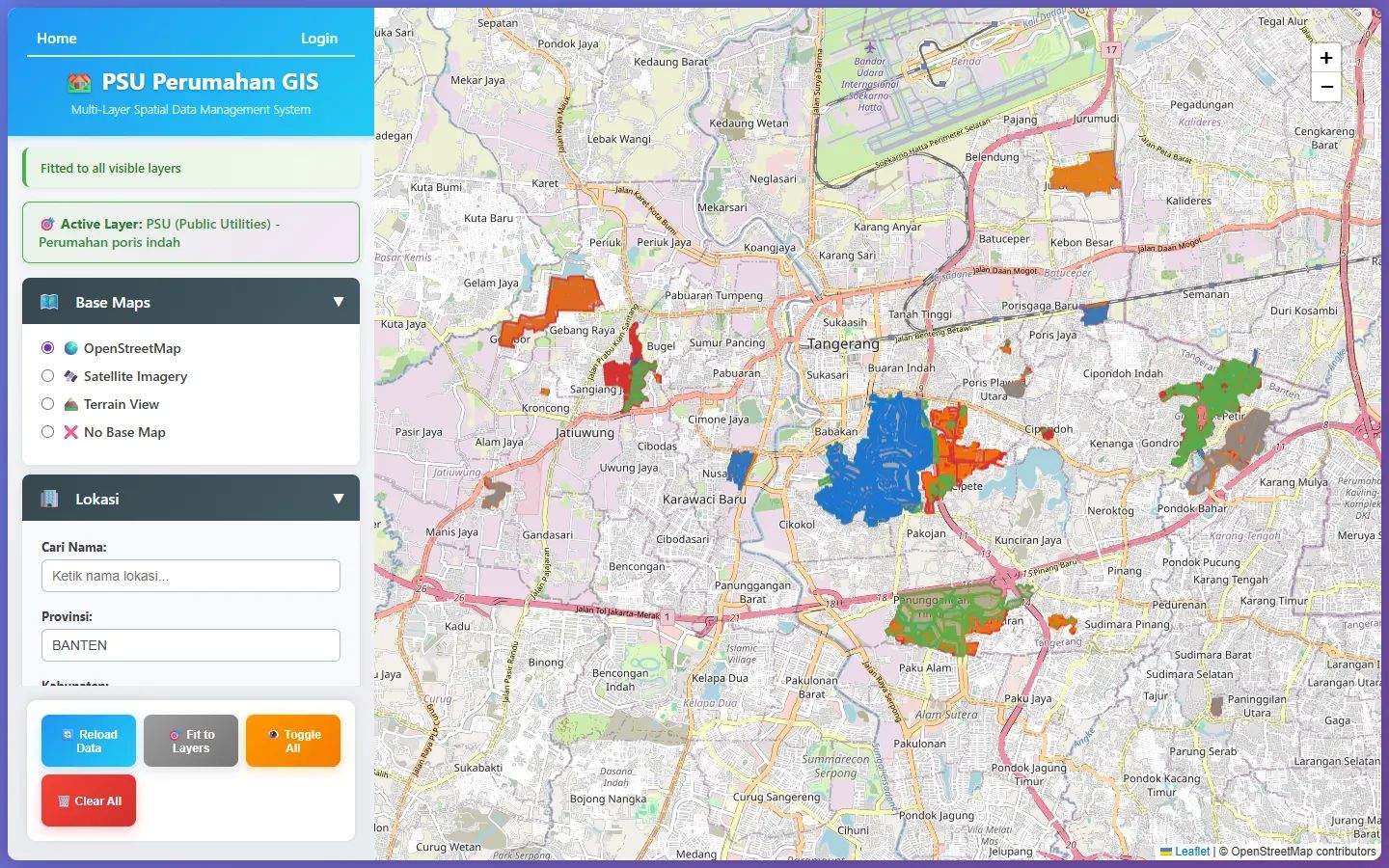 PSU Perumahan GIS with housing estates drawn in colour over a map of Tangerang, next to the layer and location panel